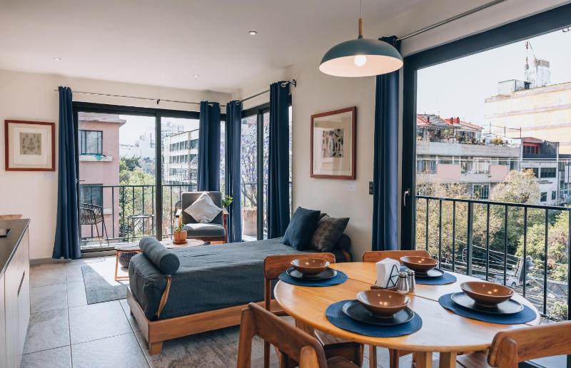Tanat Art Apartments - image 1