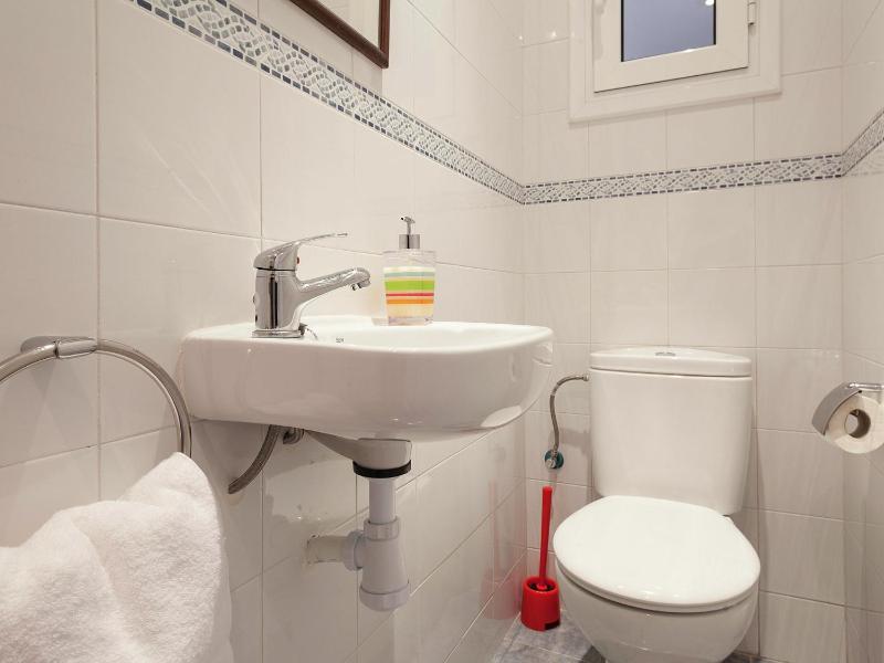 Rambla Paris Apartment - image 12
