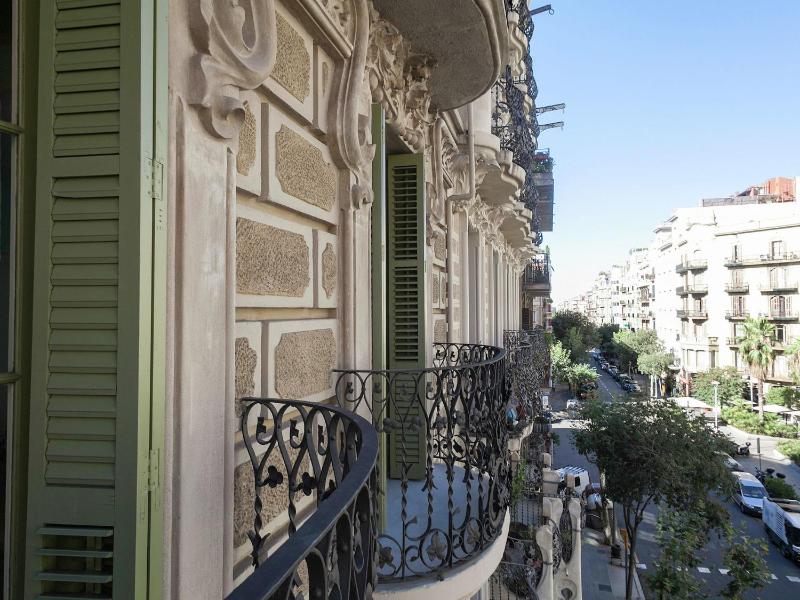 Rambla Paris Apartment - image 13