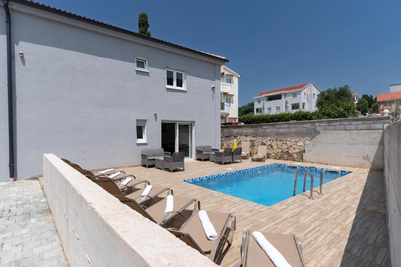 Villa Marijo with a pool - image 33