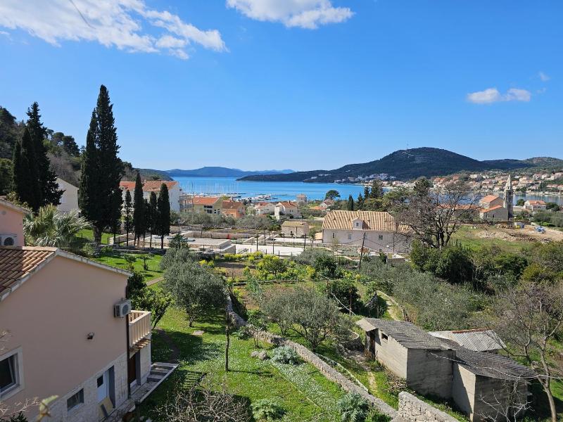 Two-Bedroom Apartment with Terrace and Sea View image 3