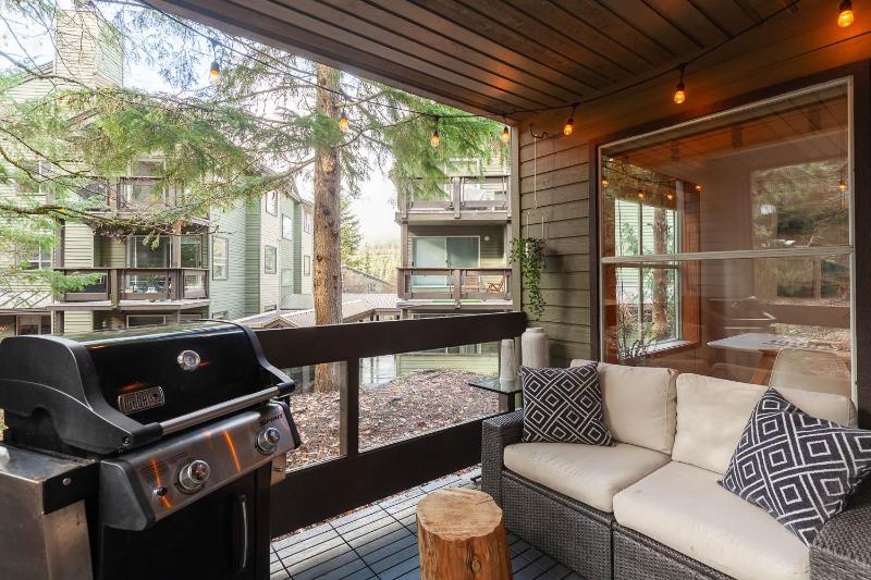 1BR in Powderview Creekside Bright and Cozy Private Ski Storage Fireplace Free Parking - image 23
