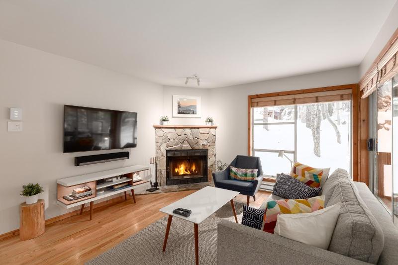1BR in Powderview Creekside Bright and Cozy Private Ski Storage Fireplace Free Parking - image 24