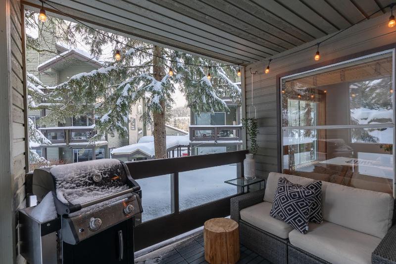 1BR in Powderview Creekside Bright and Cozy Private Ski Storage Fireplace Free Parking - image 22
