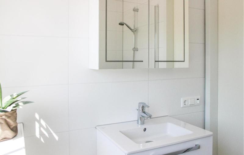 Three-Bedroom Holiday Home  image 2