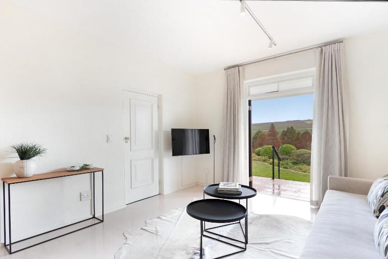 Winelands Golf Lodges 5 - image 15