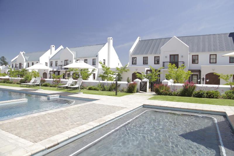 Winelands Golf Lodges 17 - image 14