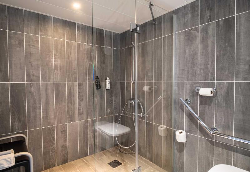 Double Room - Disability Access image 1