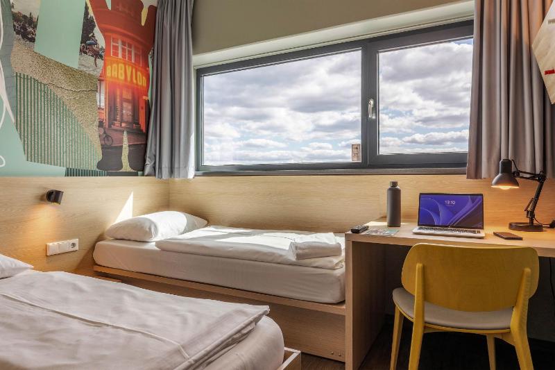 Triple Room image 3