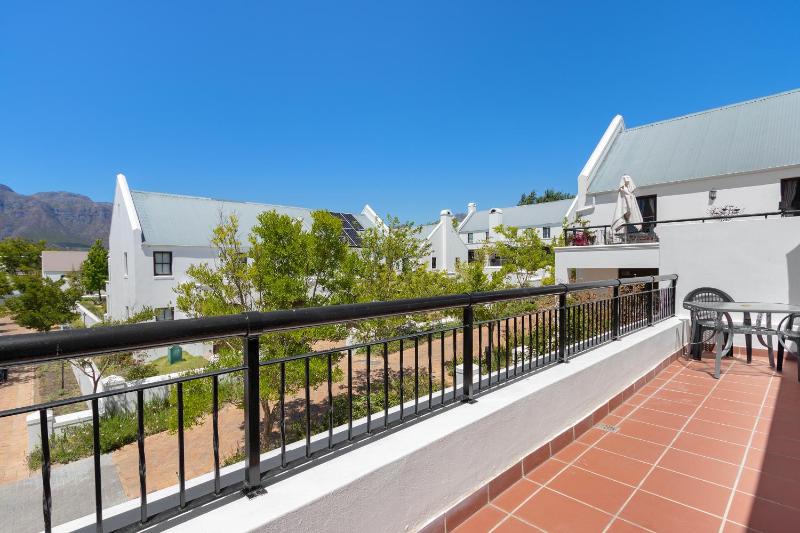 Winelands Golf Lodges 40 - image 14