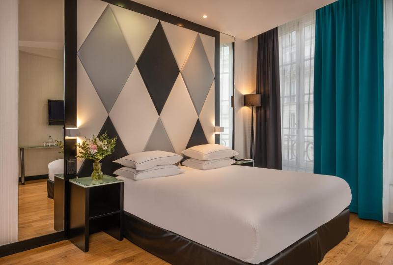 Two Connecting Double Rooms image 4