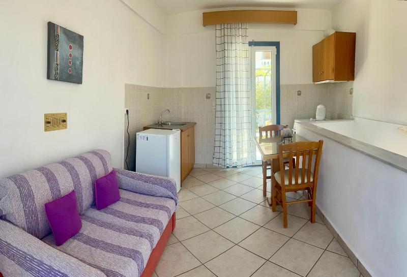 Apartment - Split Level with Sea View image 1