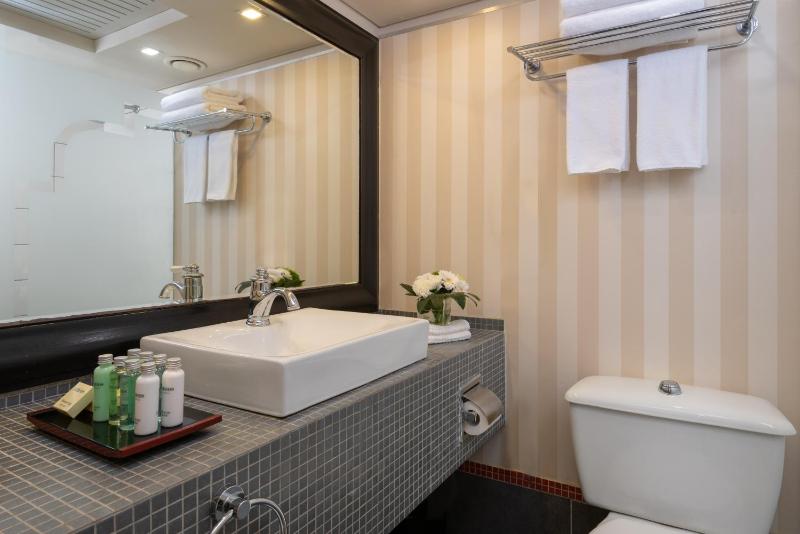 Executive Room with Sea View image 2