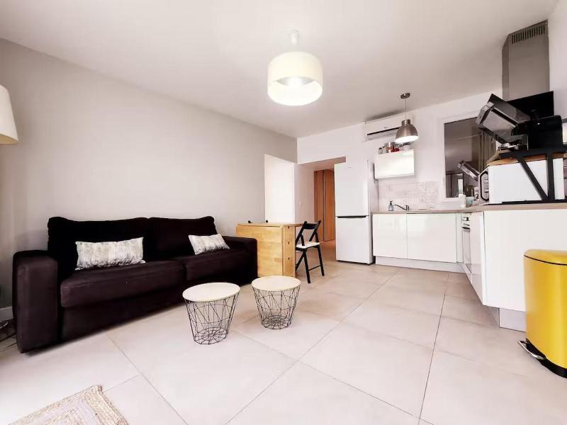 Le Thuret Fleuri - T3 avec Terrasse - image 18