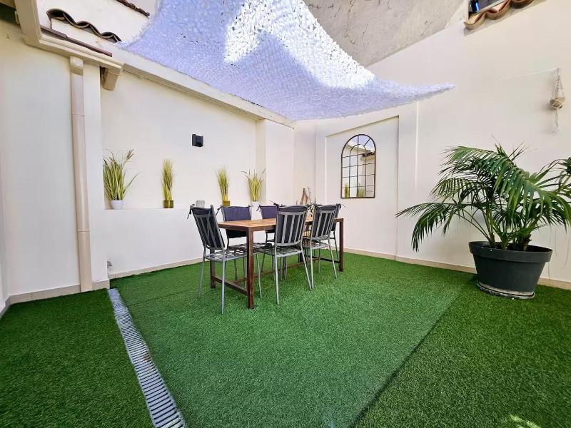 Le Thuret Fleuri - T3 avec Terrasse - image 11
