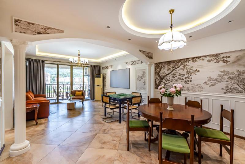 Aixin Mountain City Zhijiang Homestay - image 38