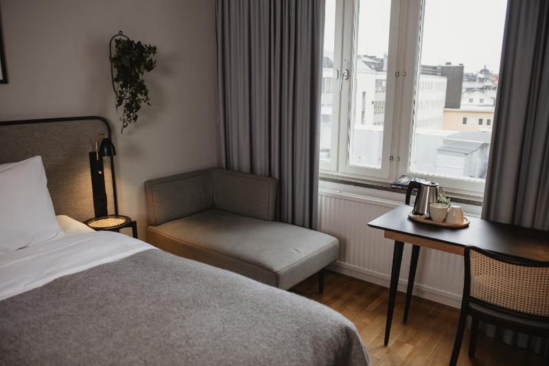 Standard Double Room image 4