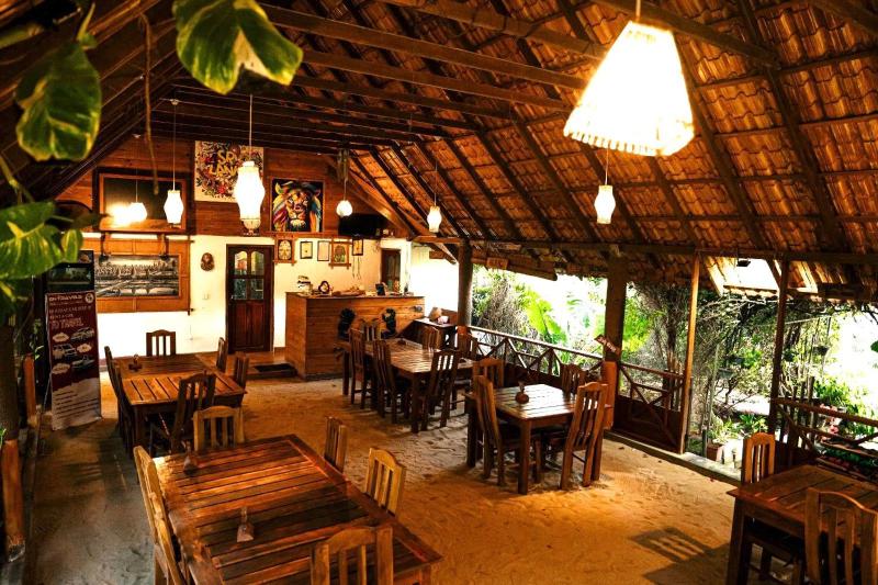 Mithra Paradise Beach Hotel - image 9