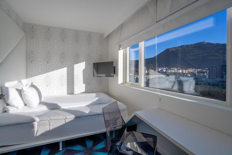 Single Room image 4