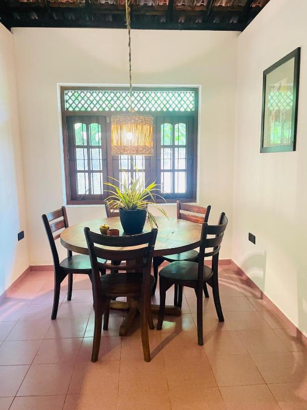 Marisol Villa - image 22
