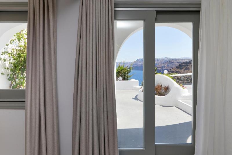 Suite with Side Caldera View image 4
