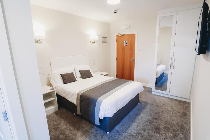 Double Room image 4