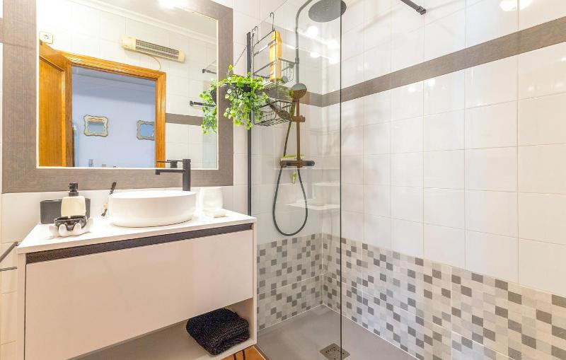 Nice Home In Orihuela Costa With Wifi - image 26