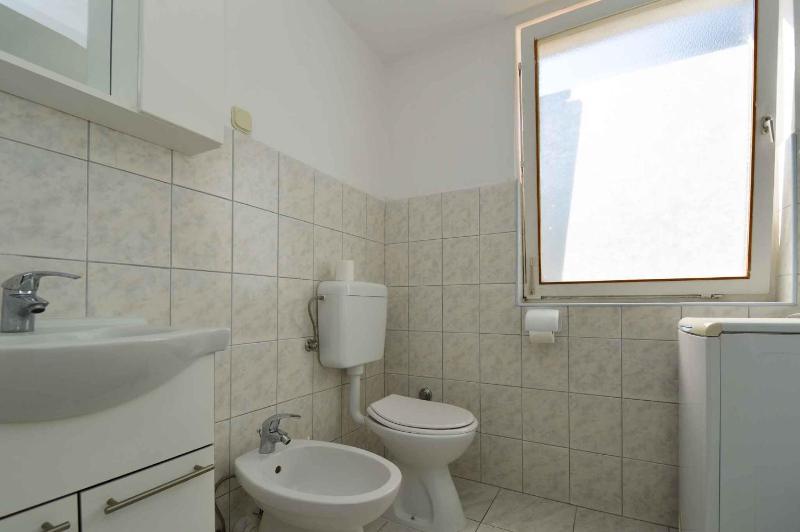 Two-Bedroom Apartment Pula near Sea 1 - image 2