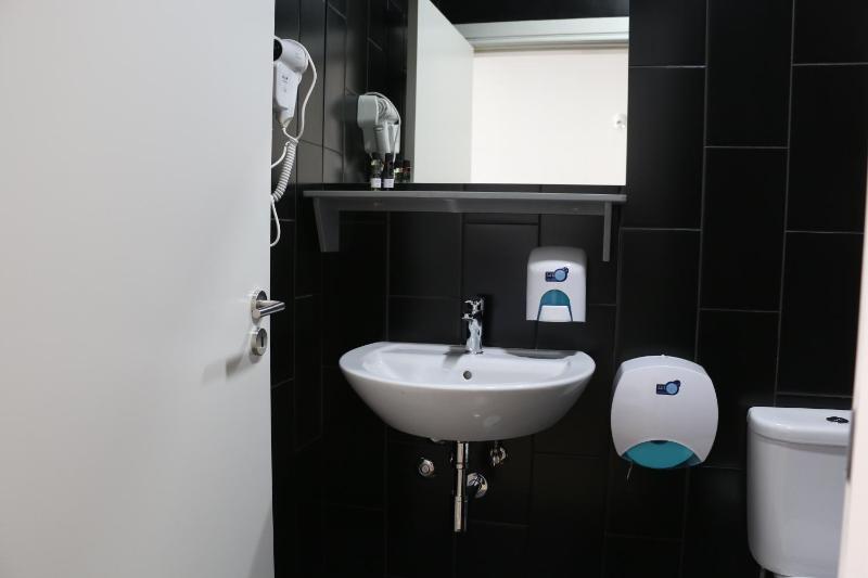 Nice Way Porto Hostel - image 14