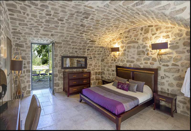 Superior Double Room image 1