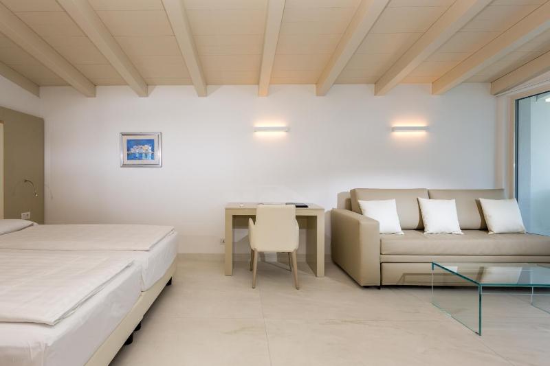 Junior Suite with Mountain View image 2