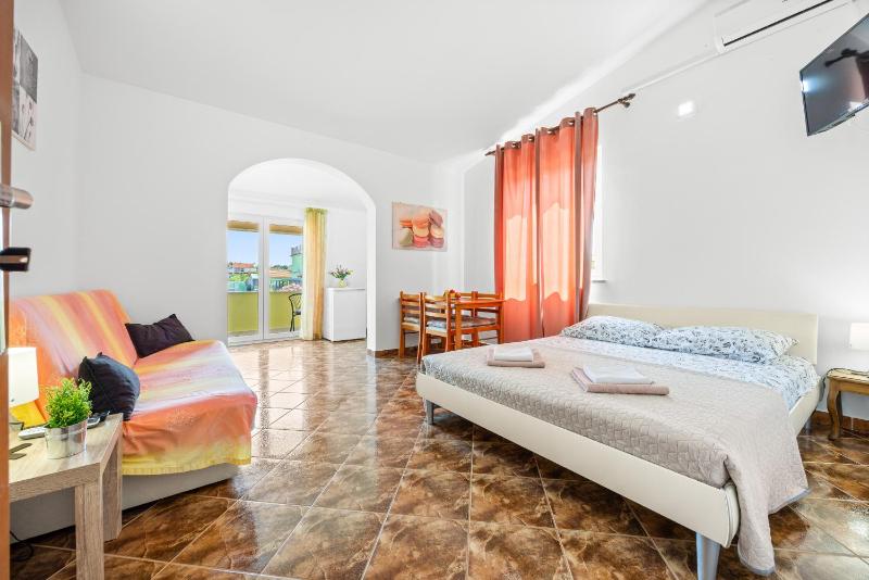 Apartments Vito near Pula - Balcony Sea View - image 18