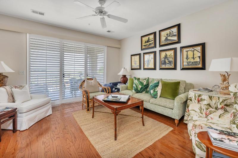 Windward Point 210 - image 18