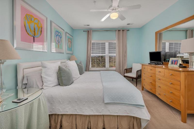 Windward Point 210 - image 21