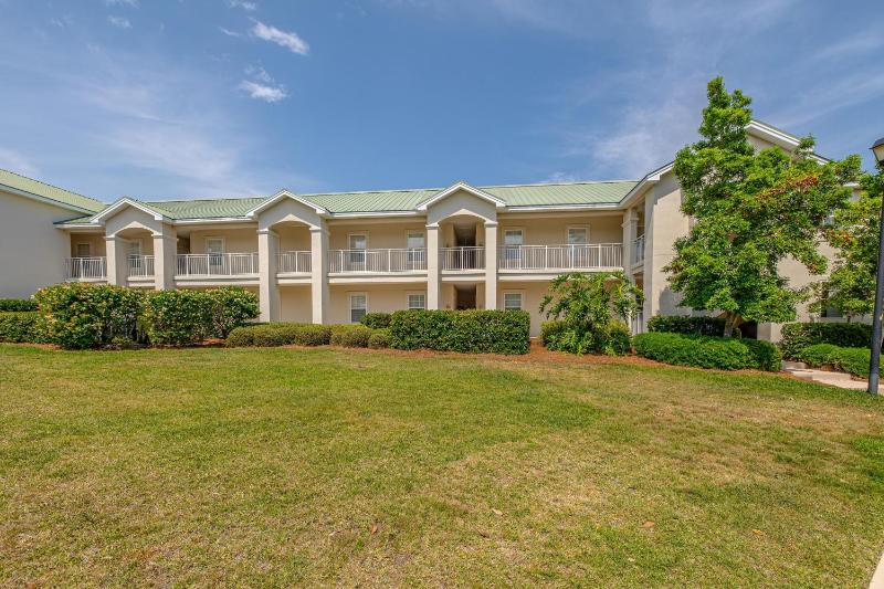 Four-Bedroom Apartment image 2