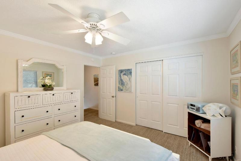 Kingstowne 425 #B - image 15