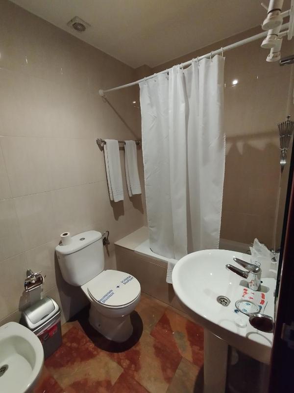 Deluxe Exterior Double Room  image 4