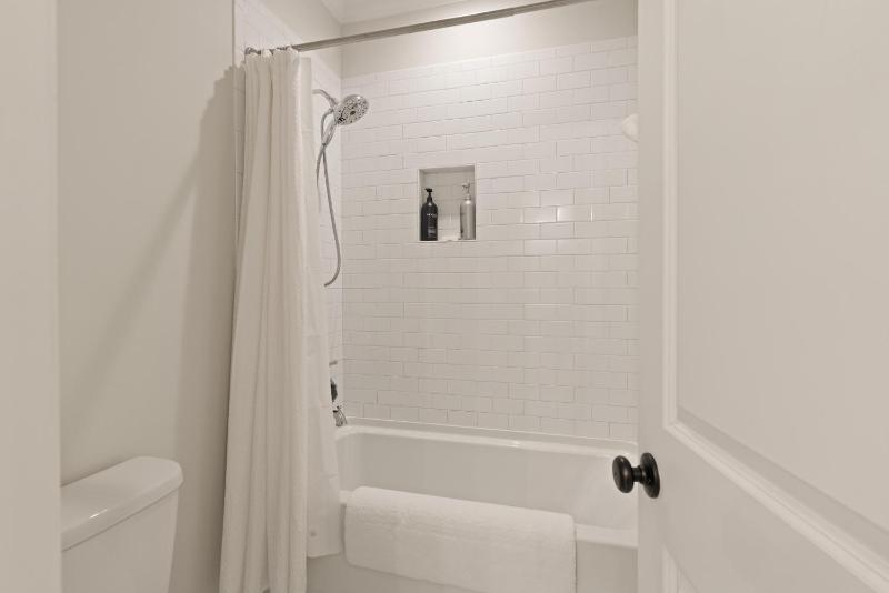 23 Orchard Rd - image 13