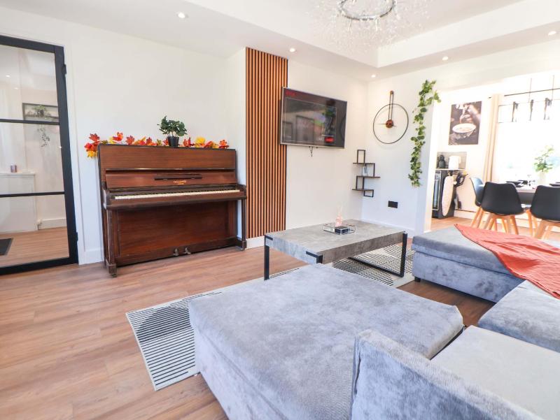 Melody Place - image 31