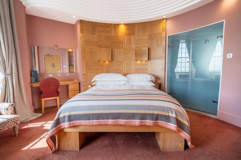 Queen Room with Sea View image 3