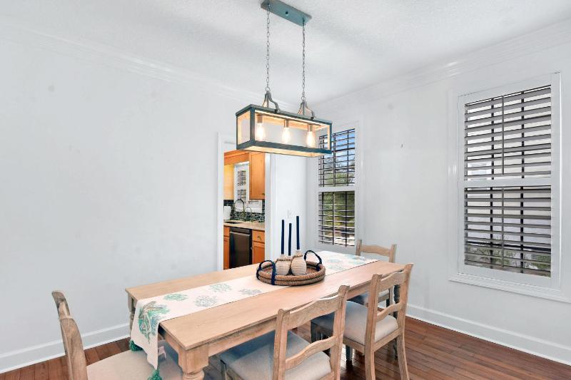 Coral Reef Cottage - image 37