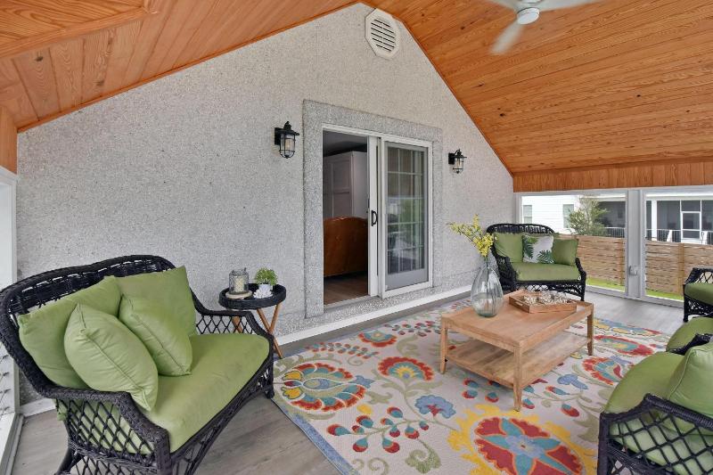 Coral Reef Cottage - image 33