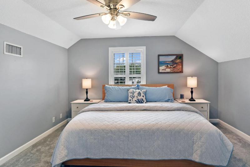 Coral Reef Cottage - image 31