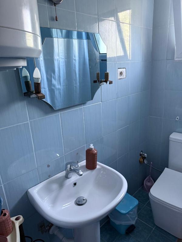 Family Room with Shower image 2