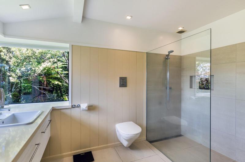 Acacia Bay Views - Serene Panoramic Views Retreat - image 2