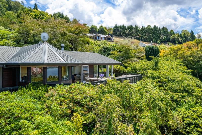 Acacia Bay Views - Serene Panoramic Views Retreat - image 15