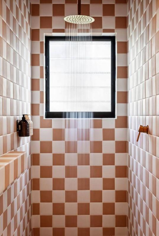 Sundowner Suite No. 3 - image 11