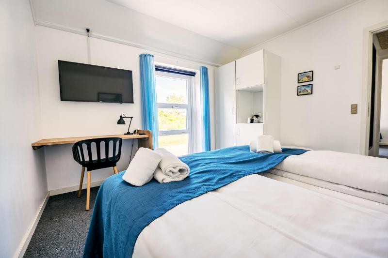 Double Room with Terrace image 3