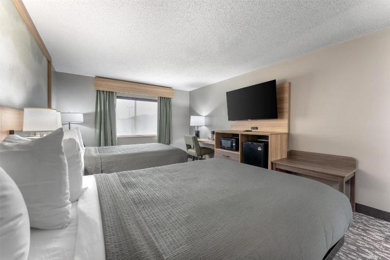 Double Room with Two Double Beds - Non-Smoking image 4
