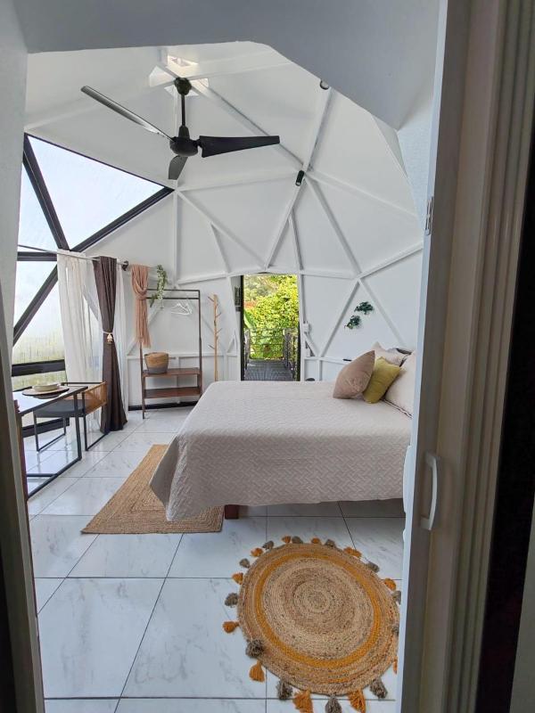 Sunrise Hill Glamping - image 3